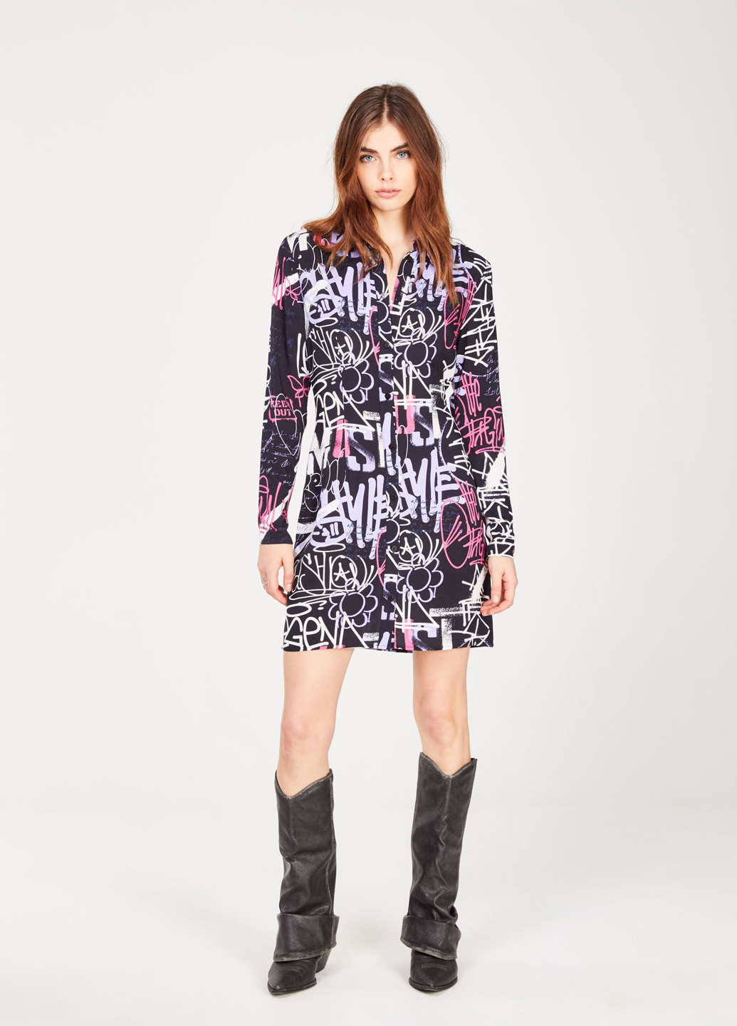 Черное кэжуал платье рубашка Jennyfer с рисунком