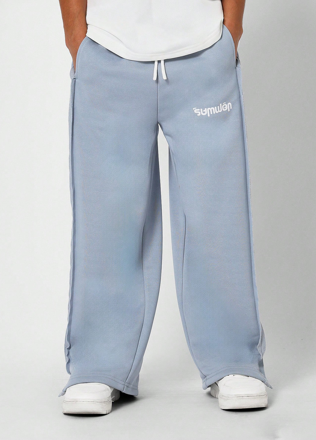 Голубые спортивные демисезонные брюки SHEIN