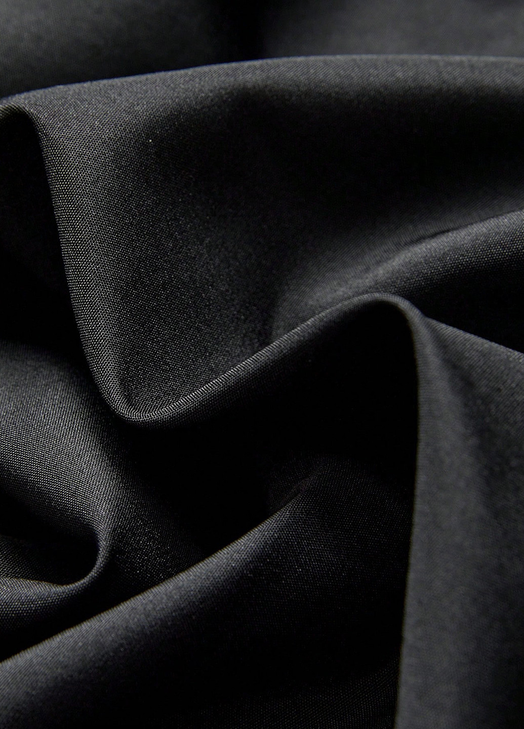 Черная зимняя куртка SHEIN