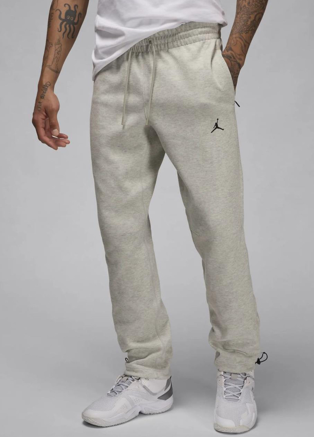 Бежевые спортивные демисезонные прямые брюки Jordan