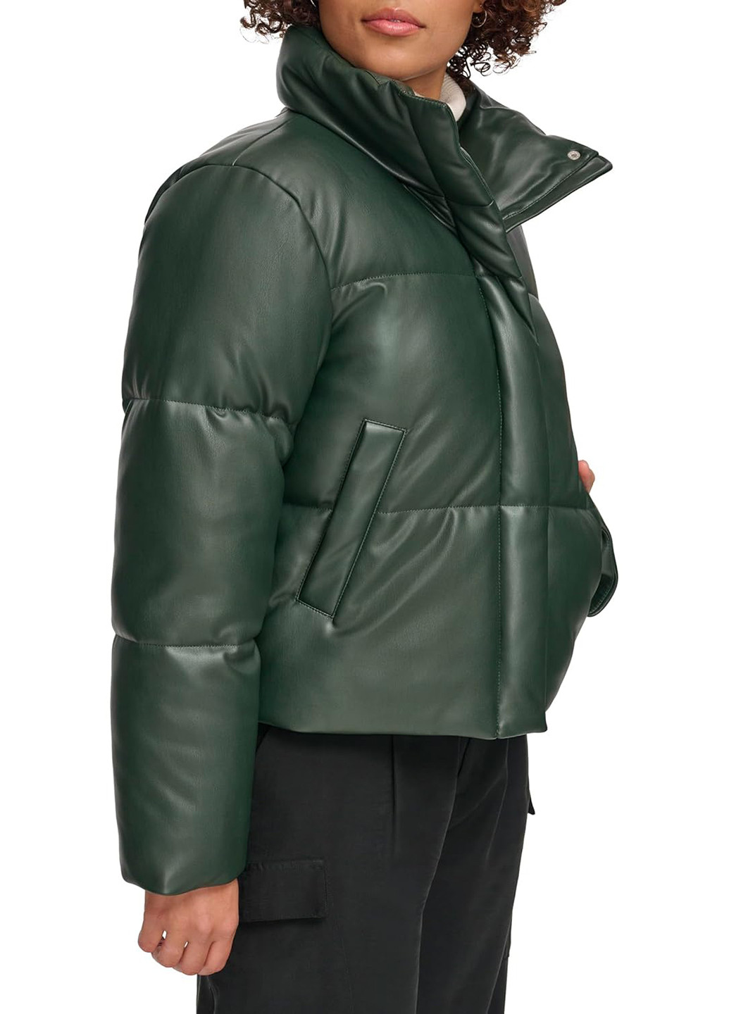 Темно-зеленая зимняя куртка Levi's