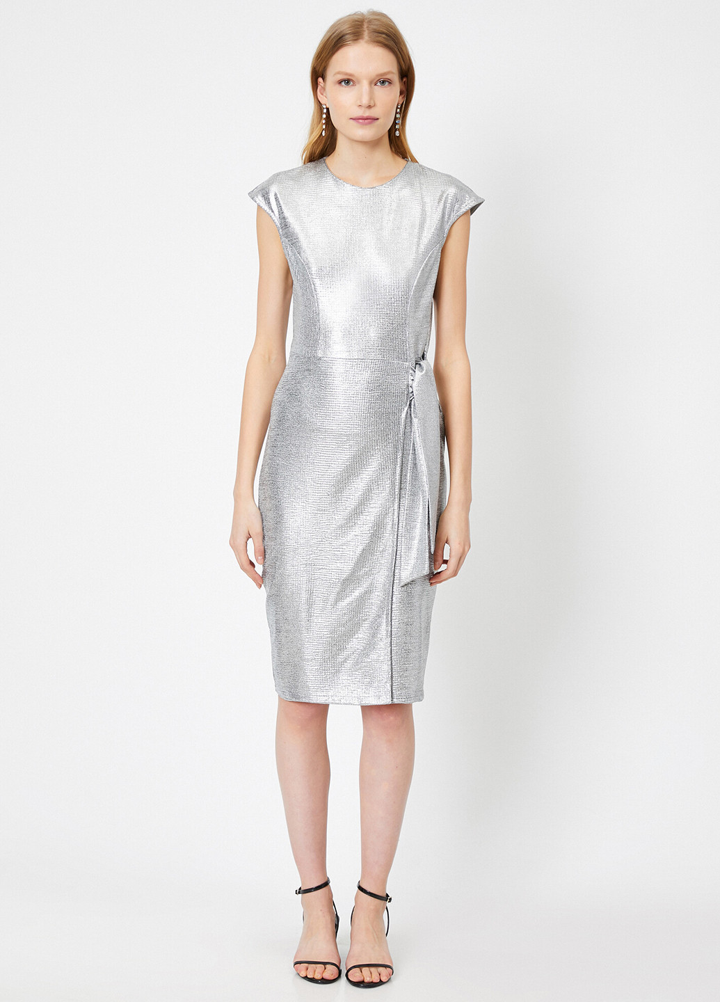 Серебряное коктейльное платье на запах KOTON однотонное