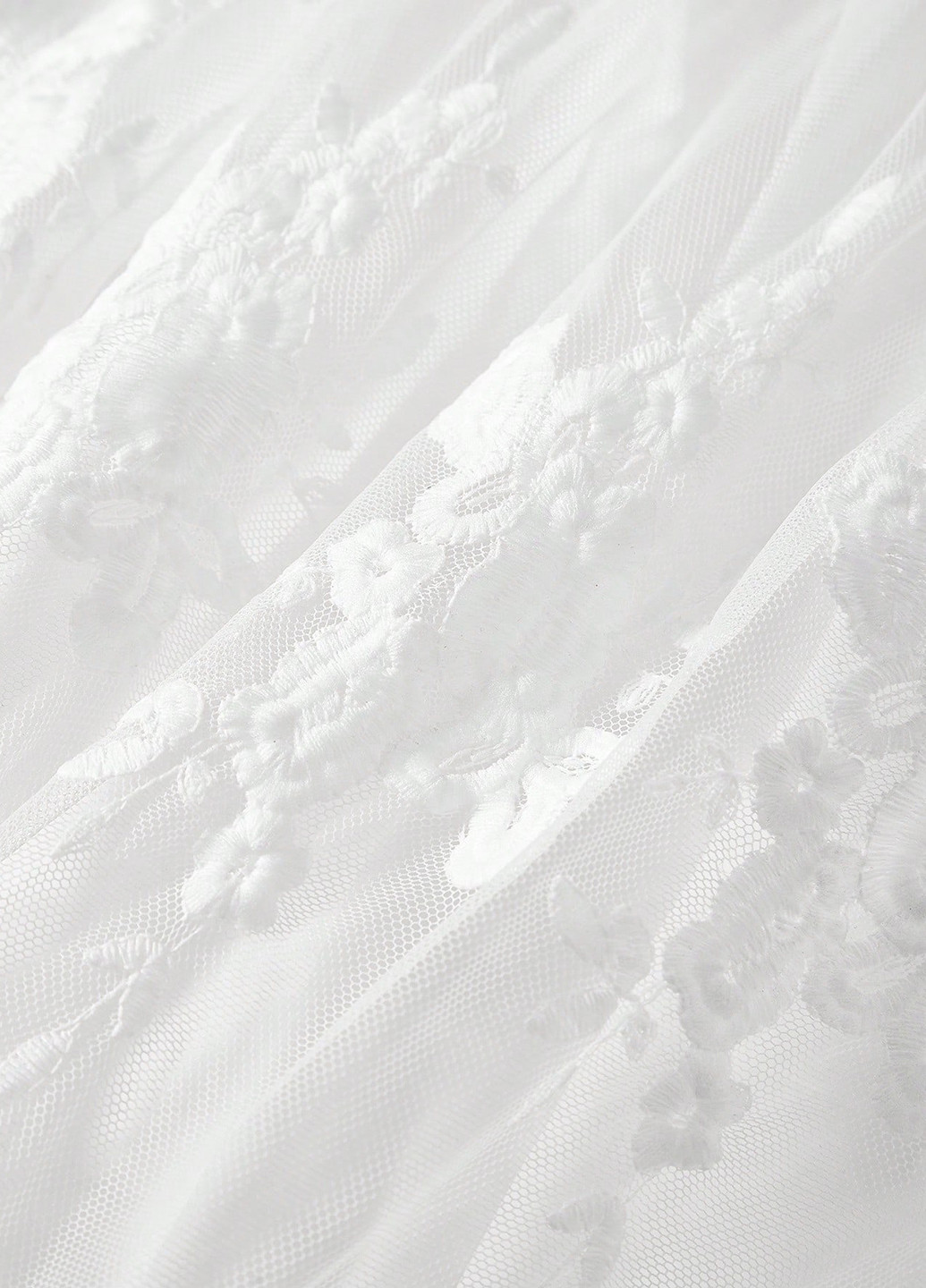 Белая блуза с баской SHEIN