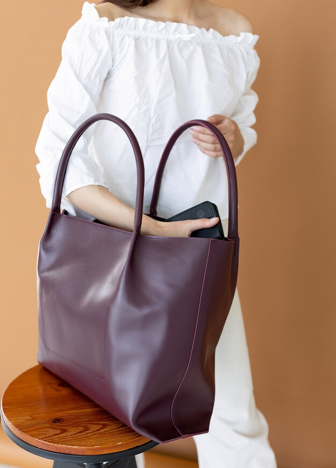 Об'ємна сумка шоппер арт. Sierra L бордового кольору із натуральної шкіри з легким глянцевим ефектом Boorbon (255171668)