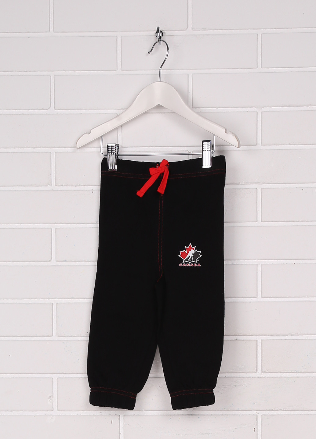 Черные спортивные демисезонные брюки прямые Canada
