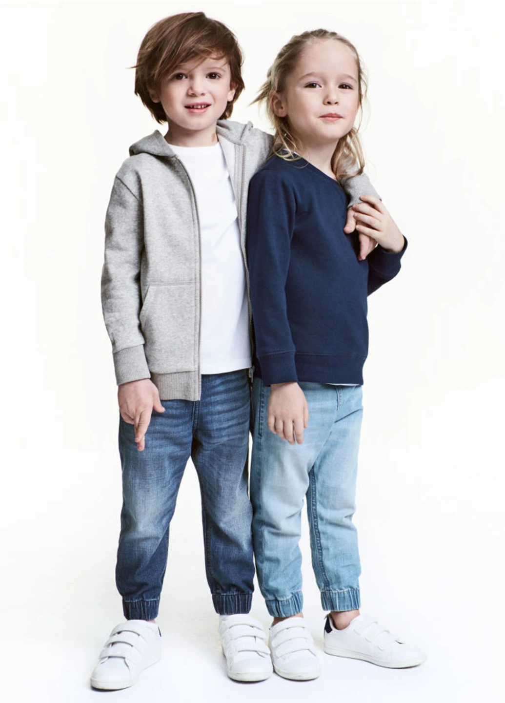 Синие демисезонные зауженные джинсы H&M