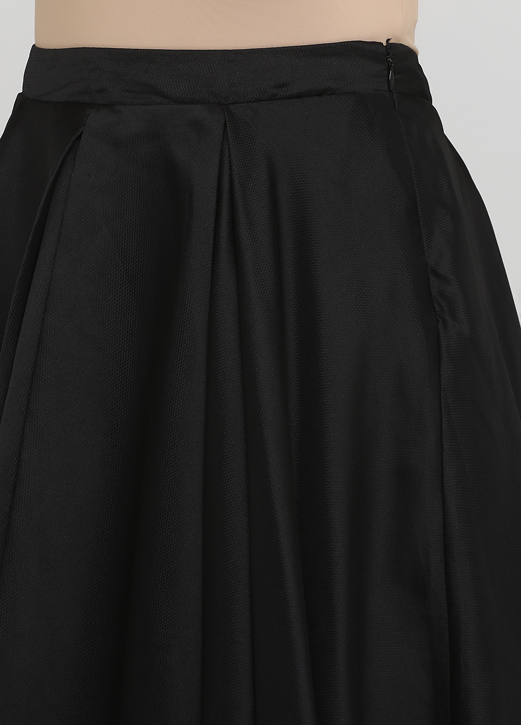 Черная кэжуал однотонная юбка VERA MODA клешированная, пышная