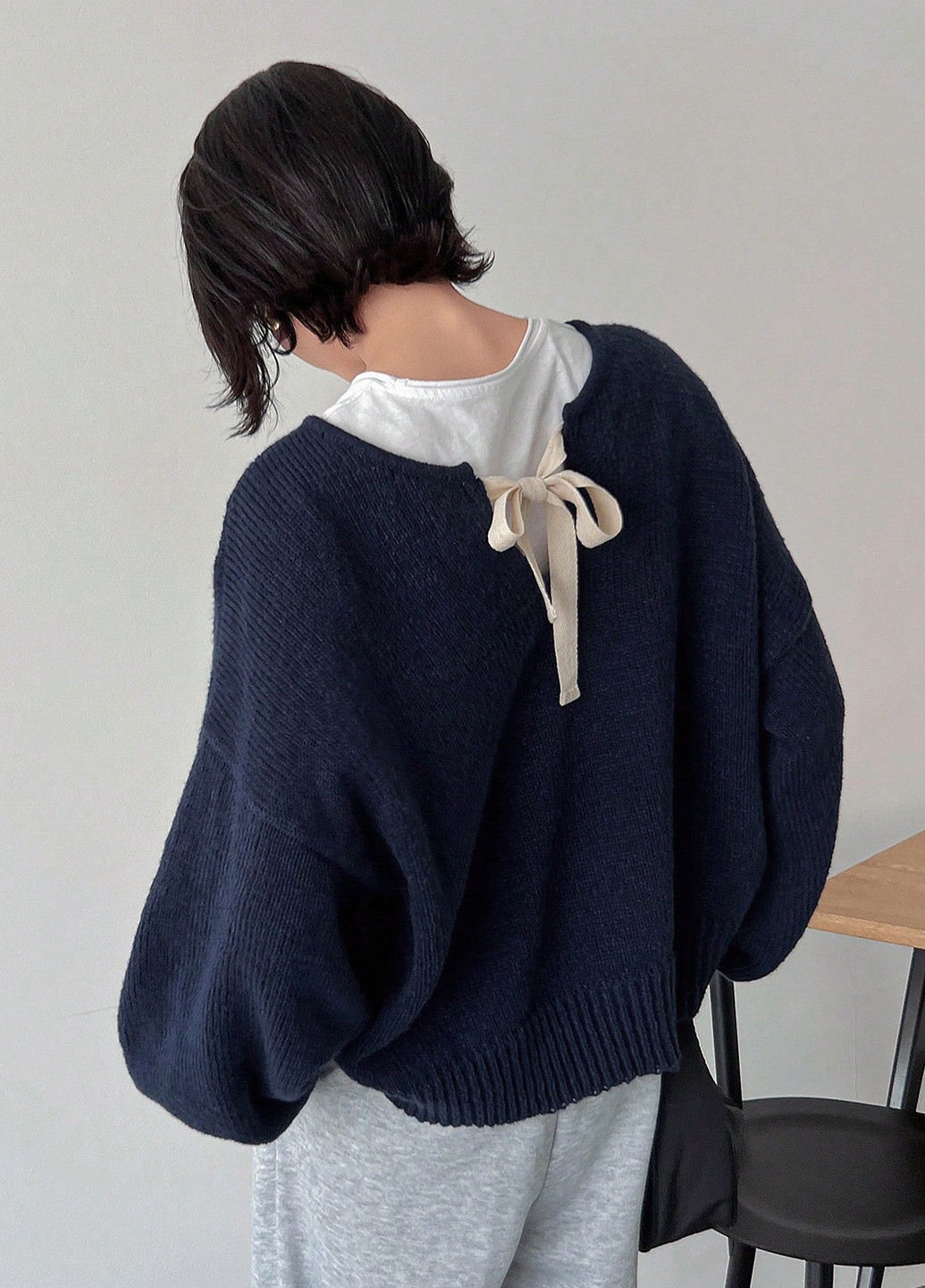 Темно-синій демісезонний светр SHEIN