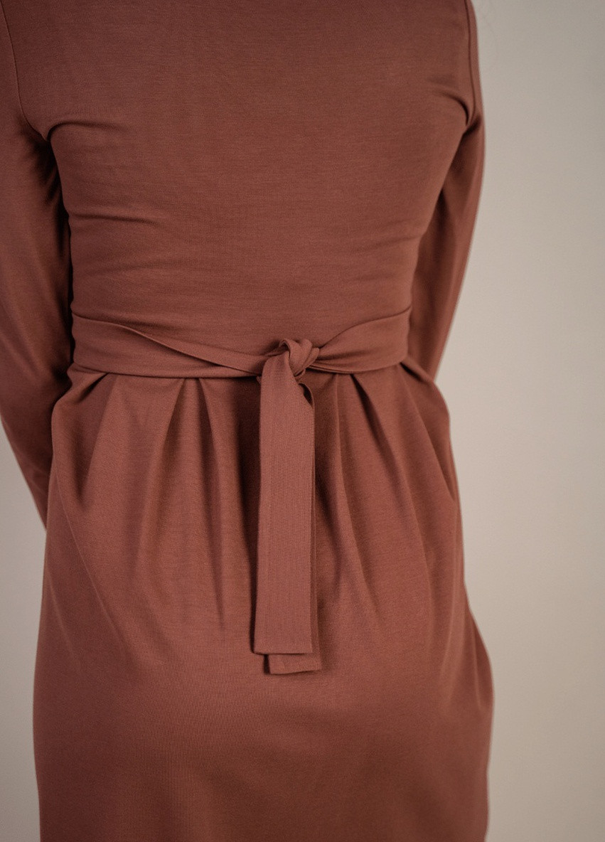 Коричнева кежуал коричнева м'яка сукня для вагітних і годуючих прилеглого силуету з секретом годування To Be однотонна