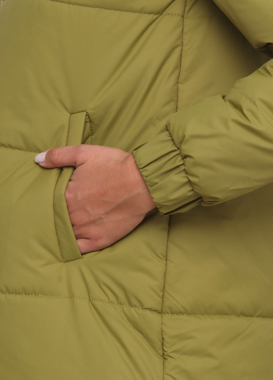 Зеленая зимняя куртка Basic Story