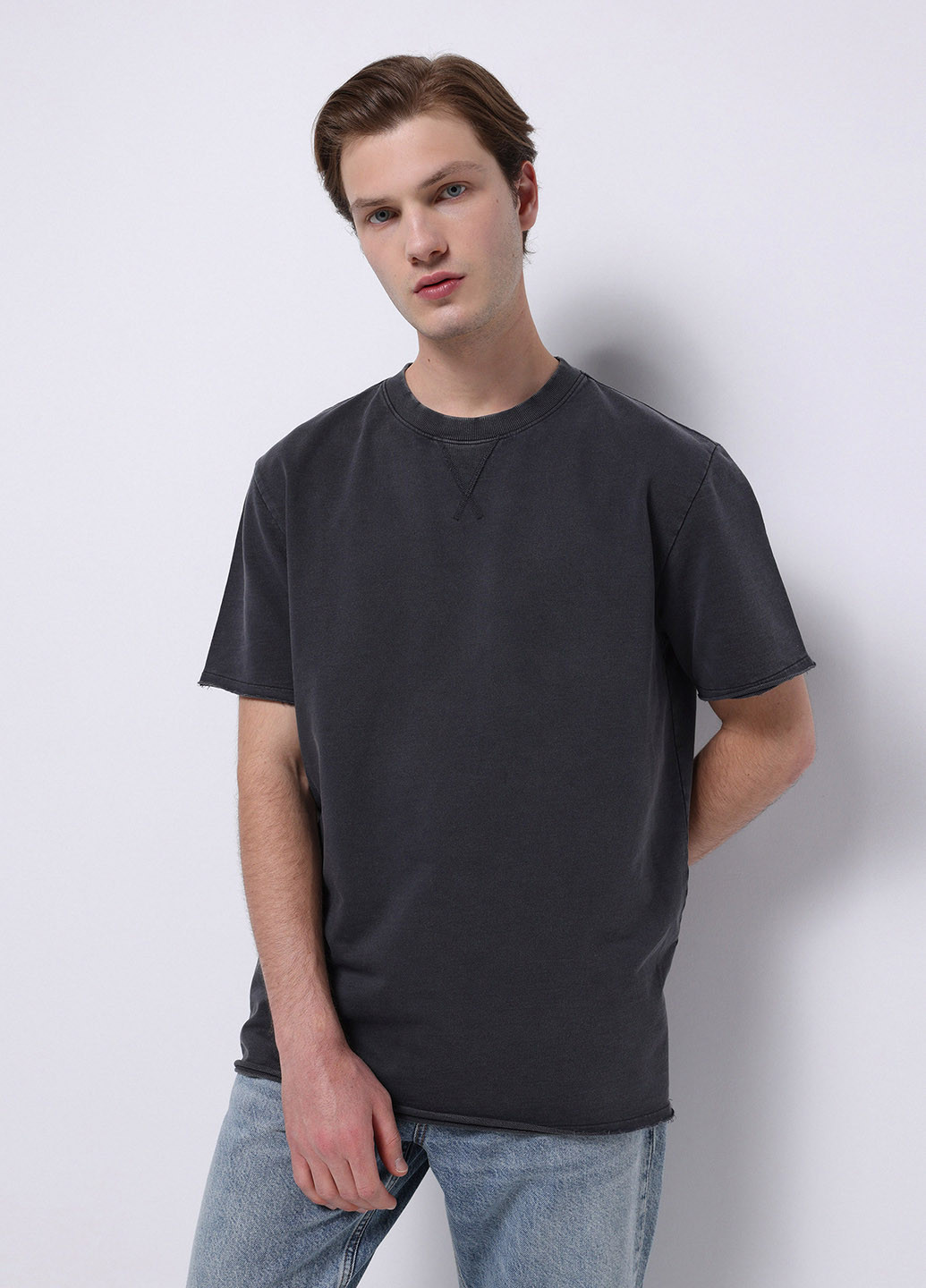 Темно-сіра футболка Colin's