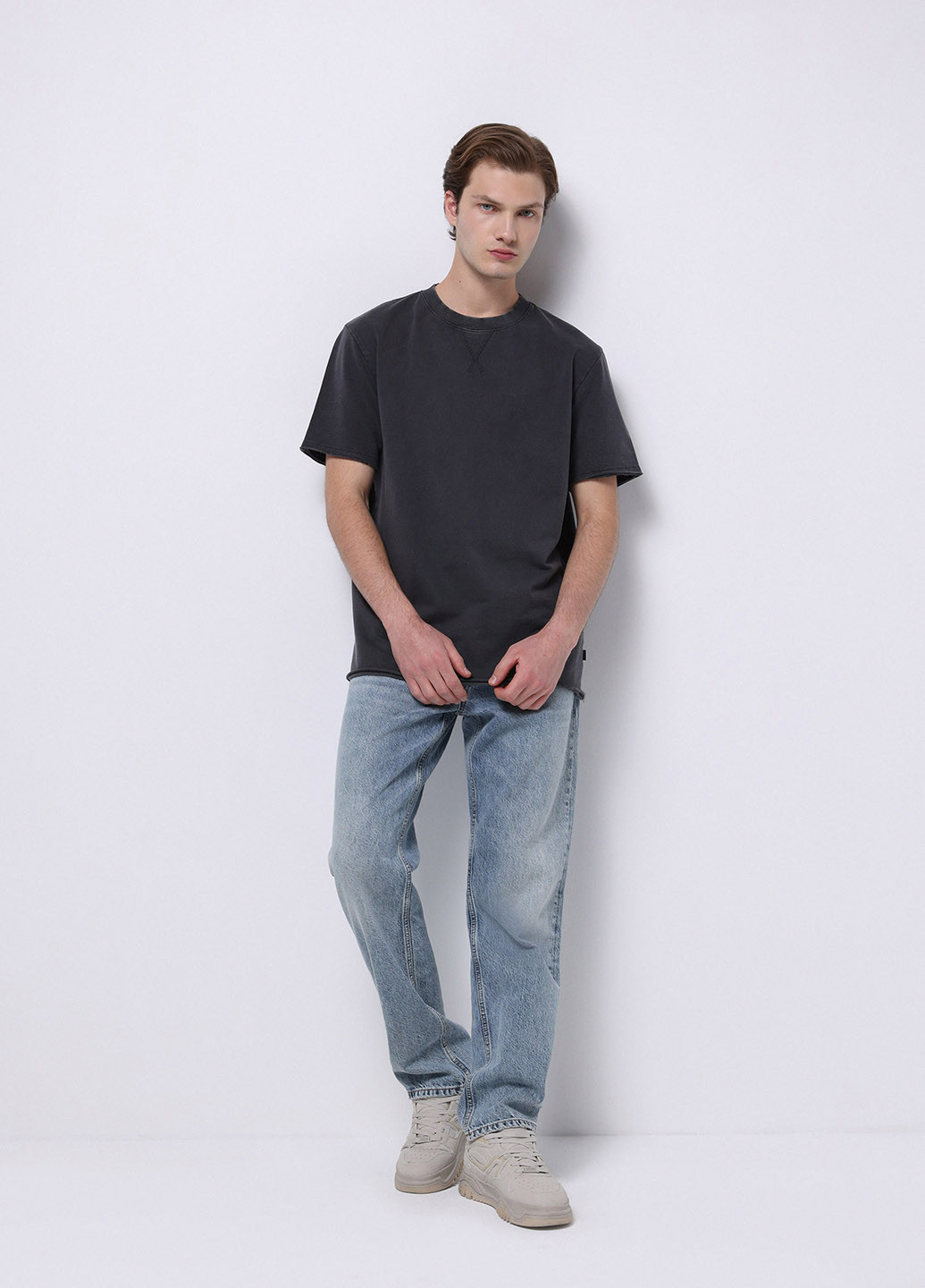 Темно-сіра футболка Colin's