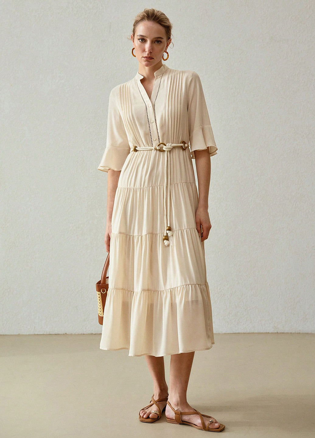 Кремовое кэжуал платье клеш SHEIN однотонное