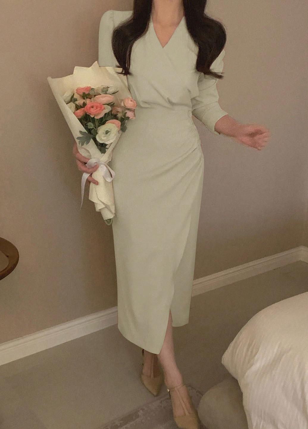 Кремовое кэжуал платье на запах SHEIN однотонное