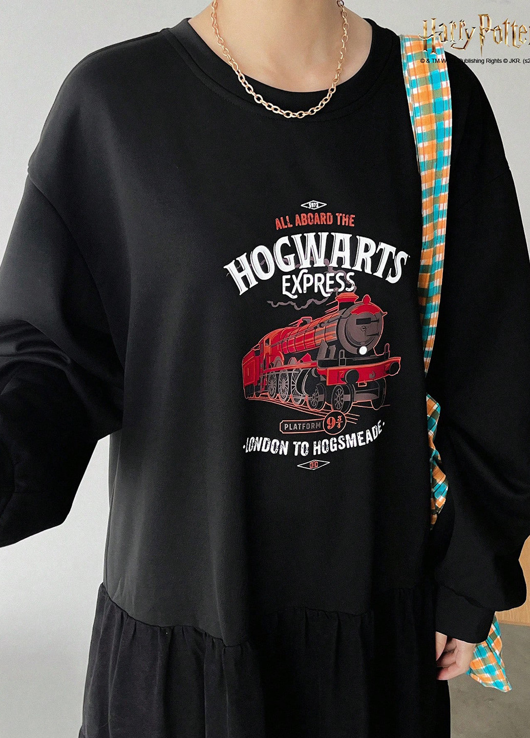 Черное кэжуал платье оверсайз SHEIN с рисунком