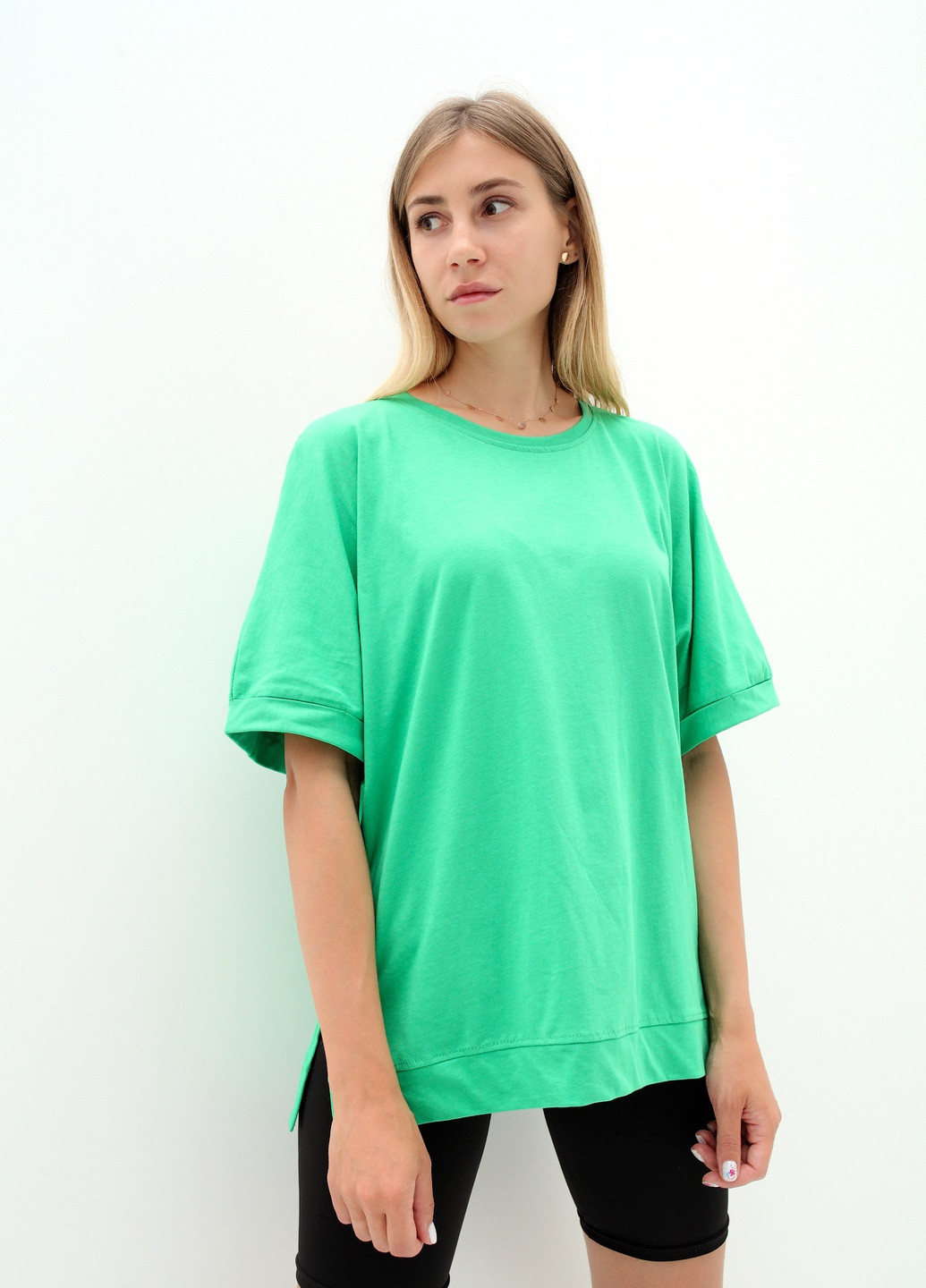 Зеленая летняя футболка Kuzey