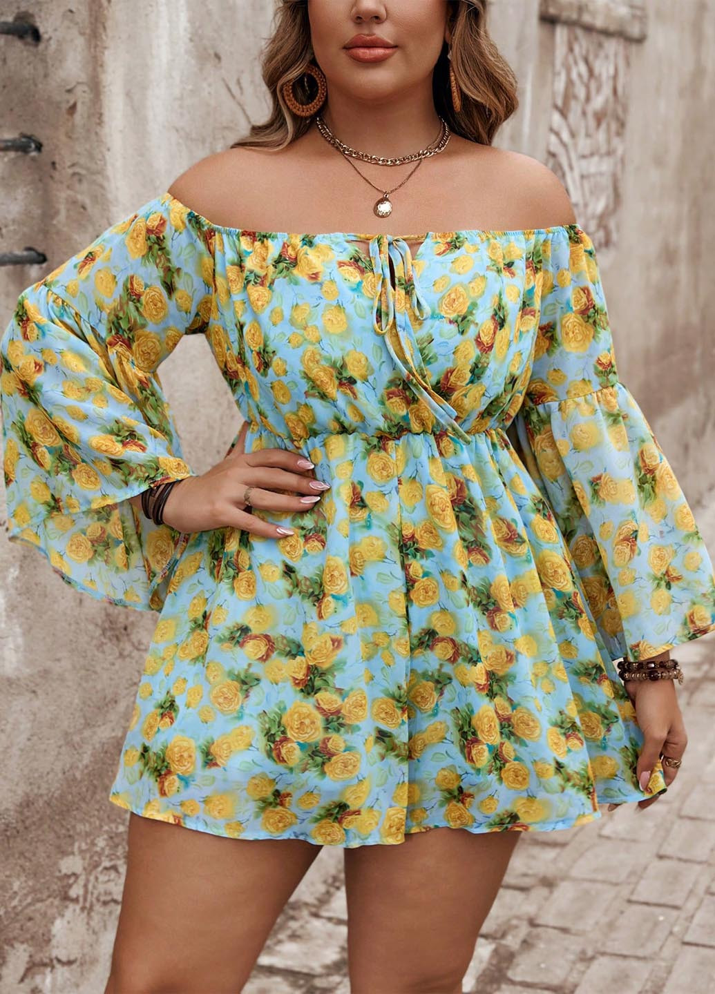 Комбинезон SHEIN комбинезон-шорты розы голубой праздничный, пляжный, кэжуал полиэстер