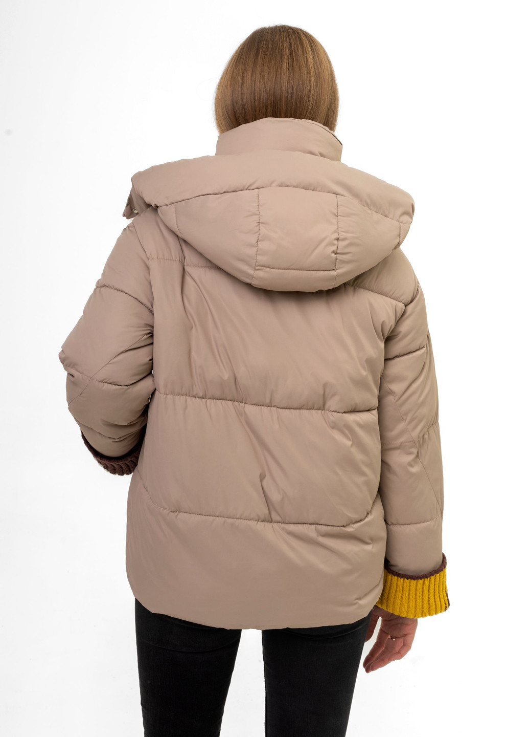 Бежевая зимняя куртка Icon