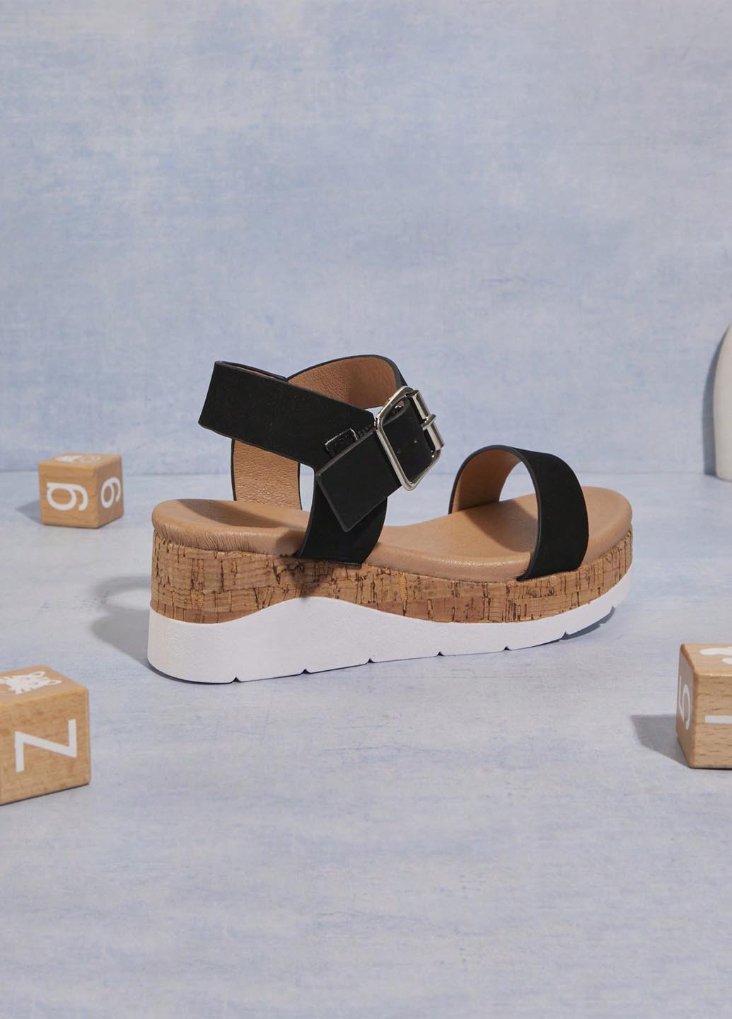 Черные босоножки SHEIN