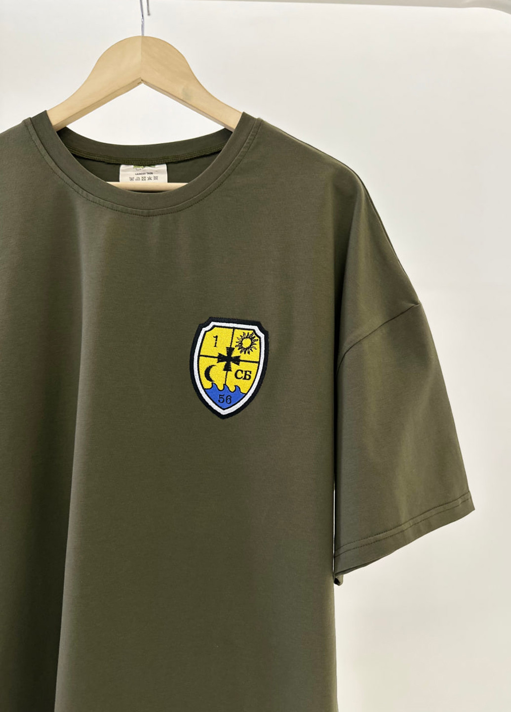 Хаки (оливковая) футболка Naiznanku