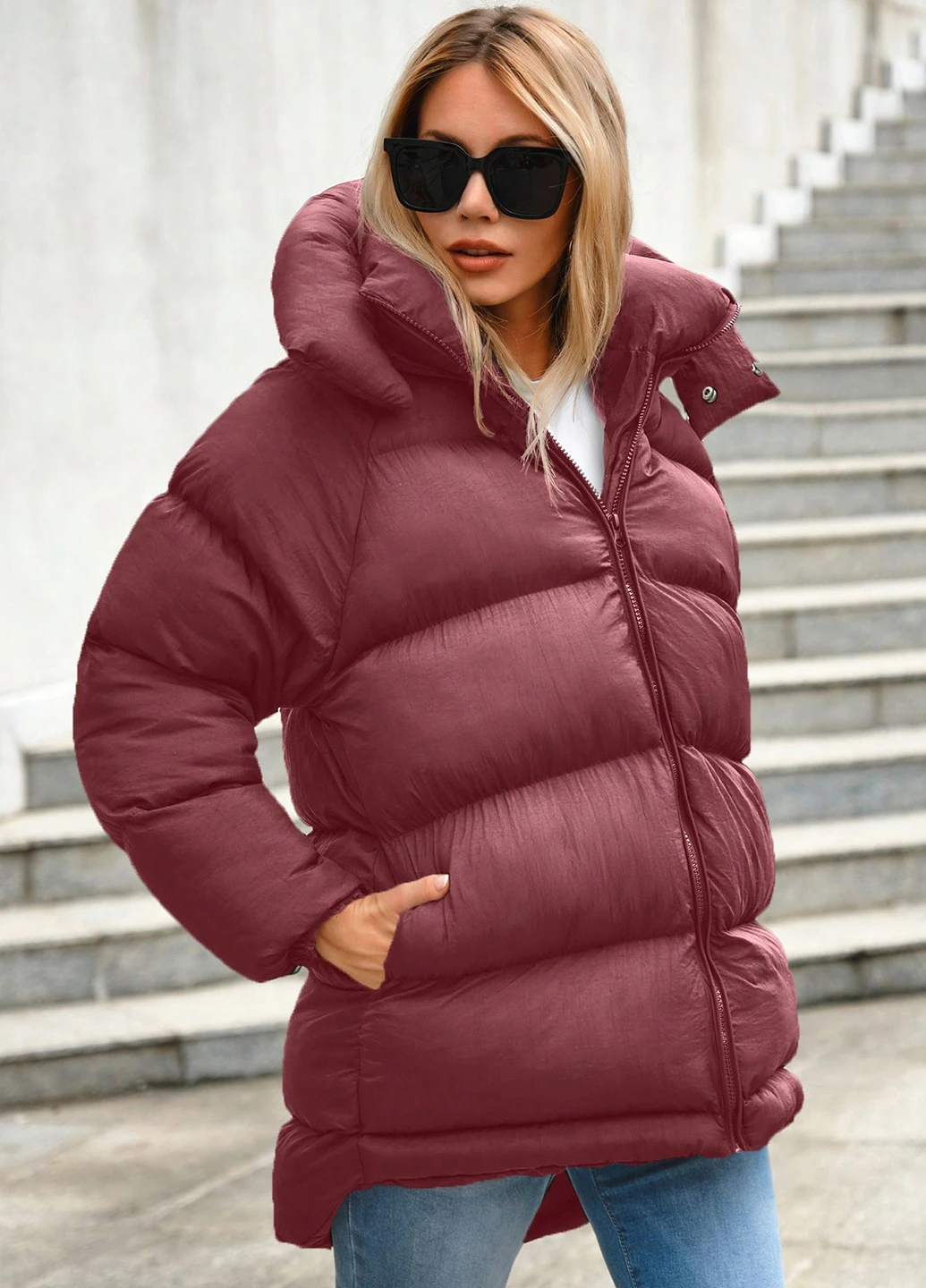 Бордова зимня куртка SHEIN