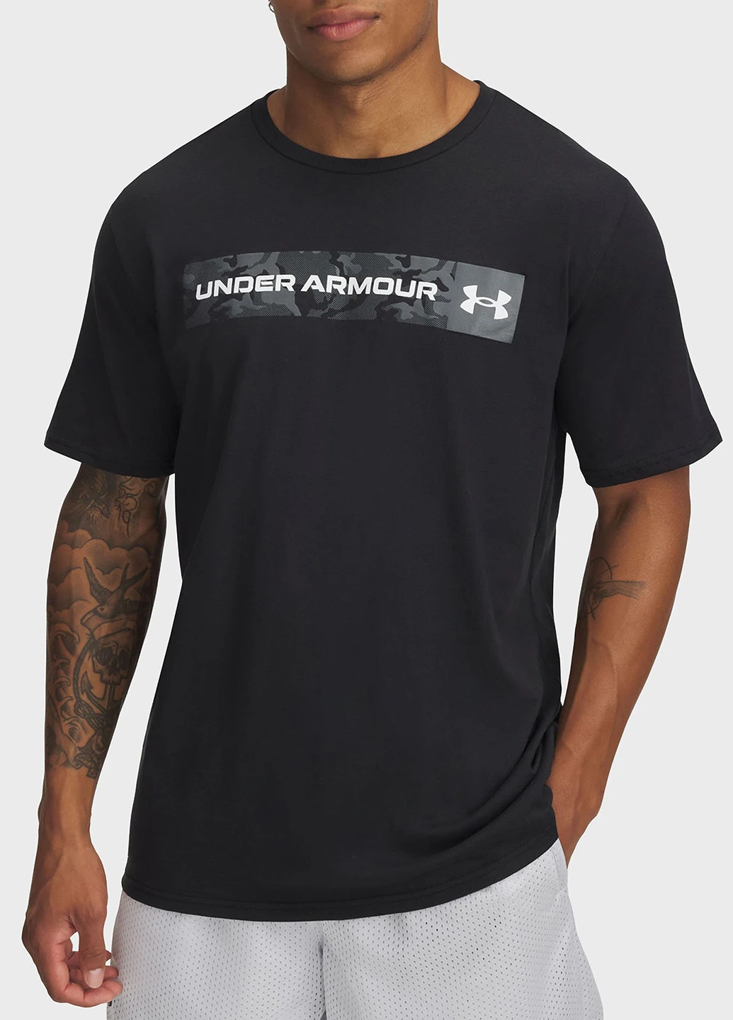 Черная футболка Under Armour