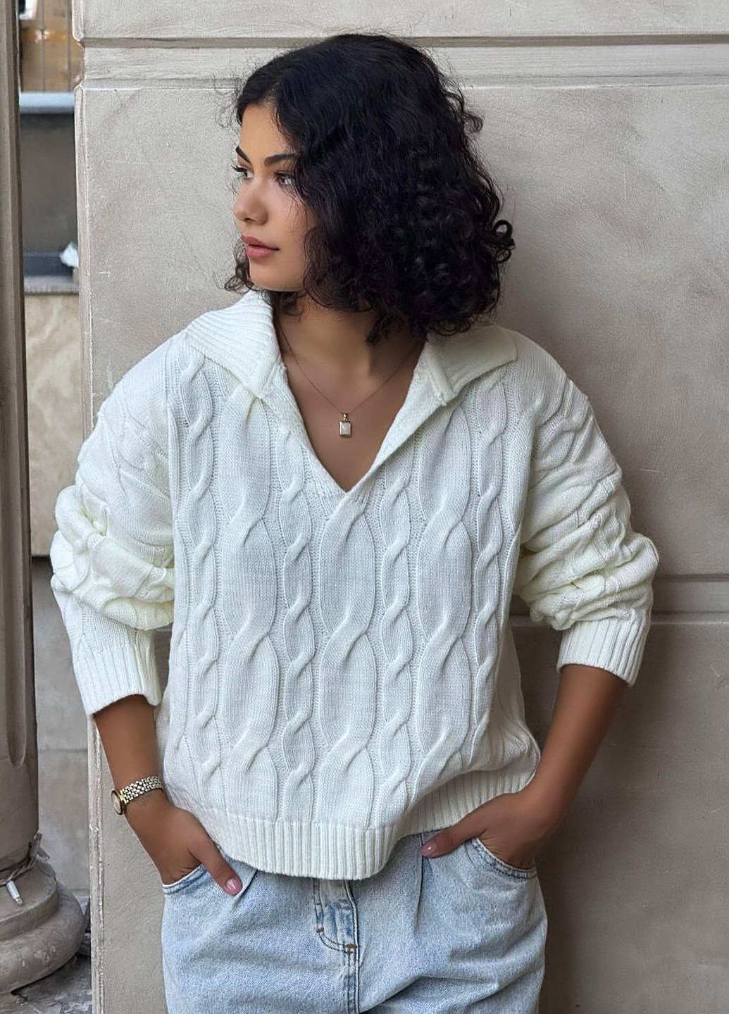 Молочный демисезонный пуловер пуловер No Brand