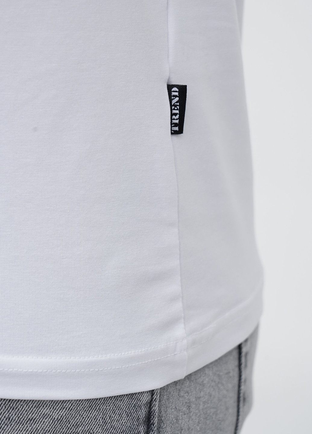 Белая футболка Trend Collection