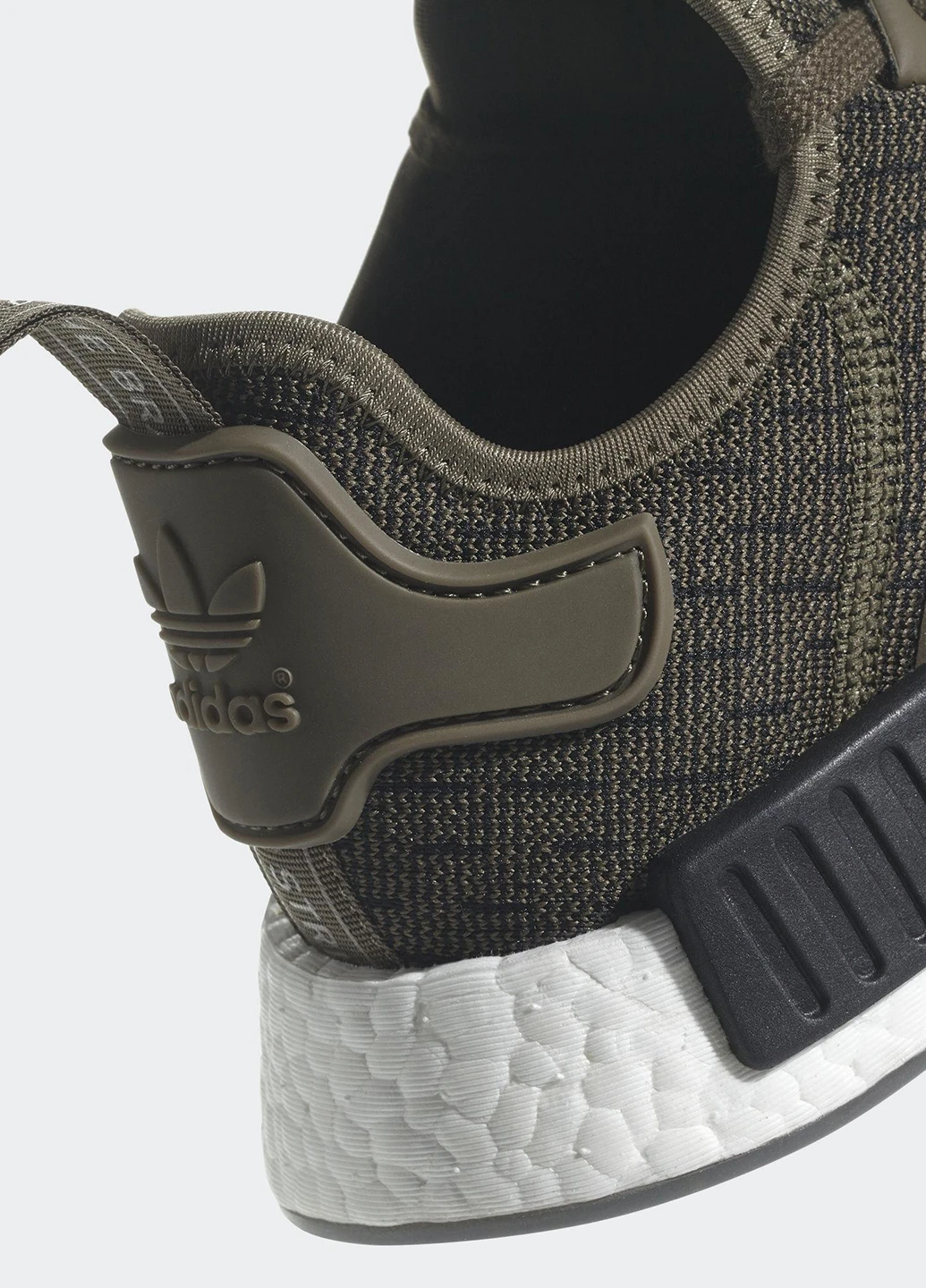 Коричневые демисезонные кроссовки adidas