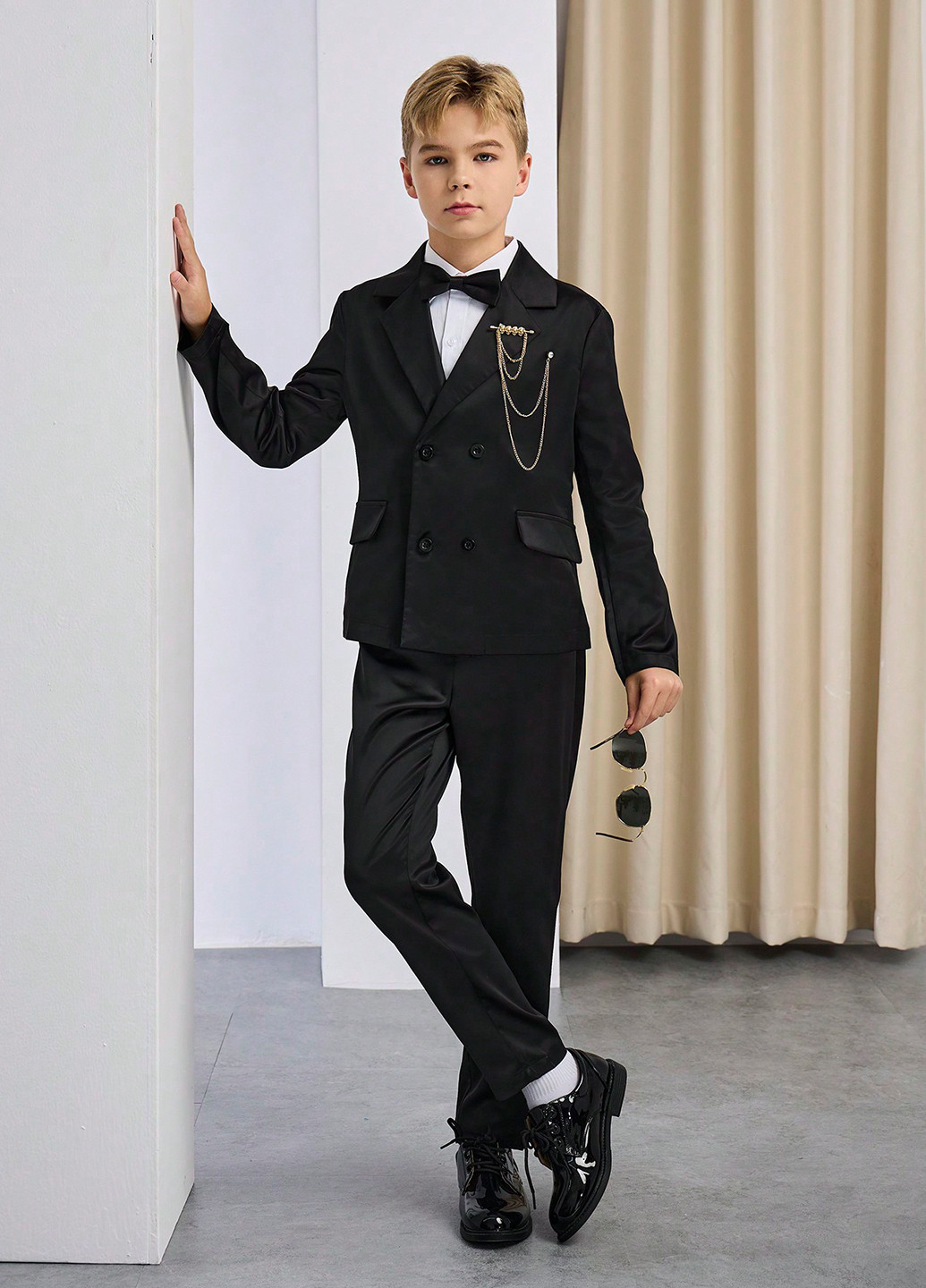 Черный демисезонный костюм (пиджак, брюки) брючный SHEIN