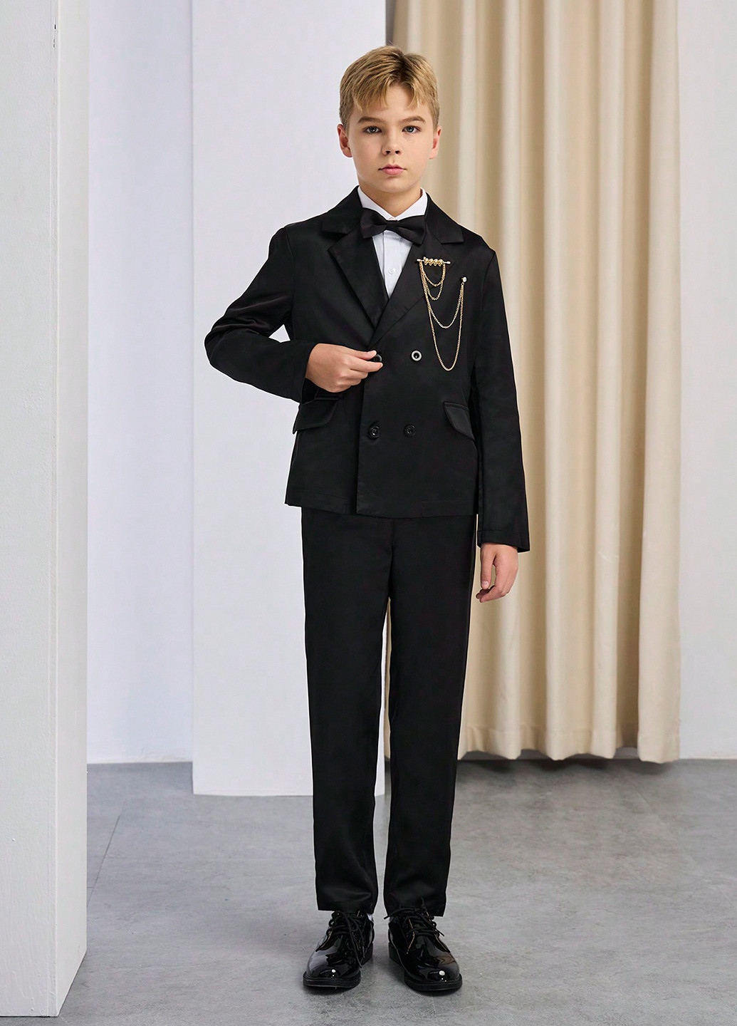 Черный демисезонный костюм (пиджак, брюки) брючный SHEIN