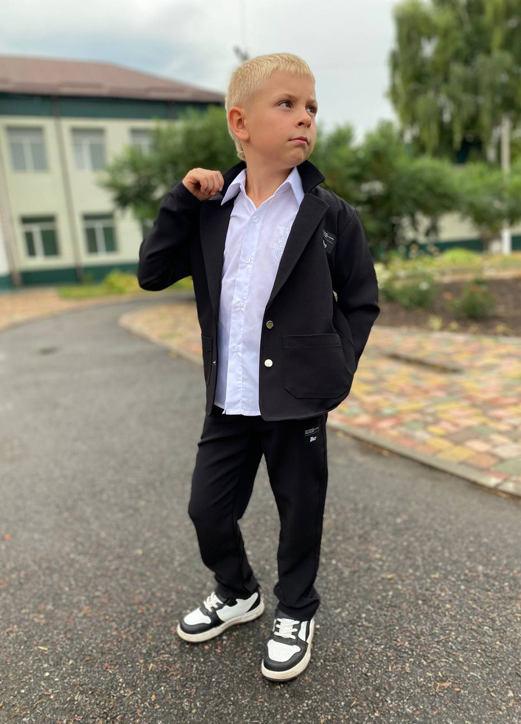 Черный демисезонный костюм (пиджак, брюки) брючный BRAZERS