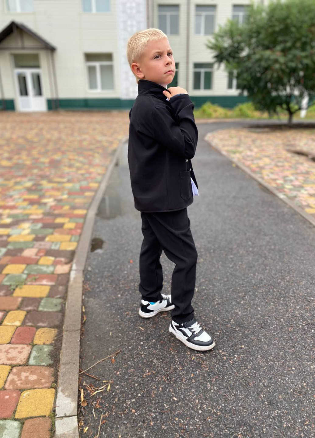 Черный демисезонный костюм (пиджак, брюки) брючный BRAZERS