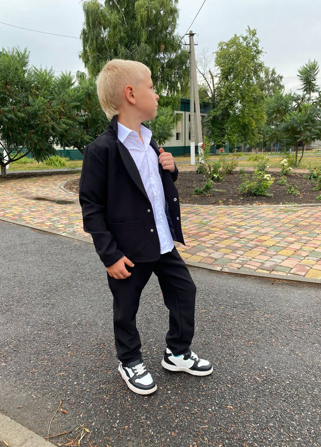 Черный демисезонный костюм (пиджак, брюки) брючный BRAZERS