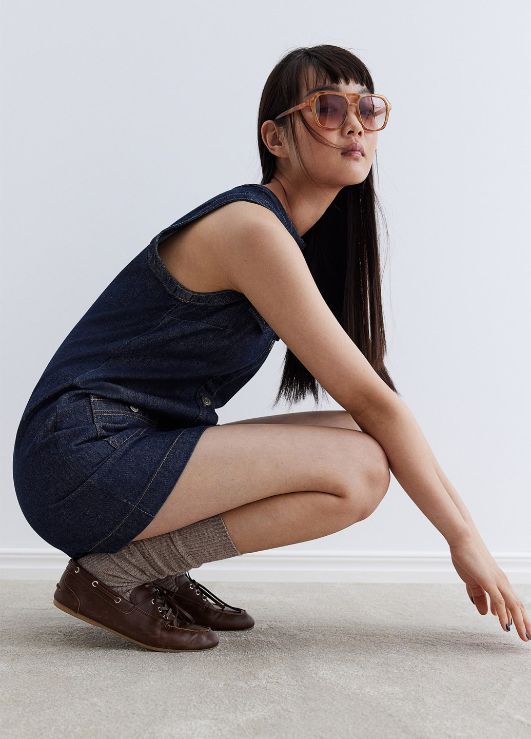 Темно-синее джинсовое платье H&M однотонное