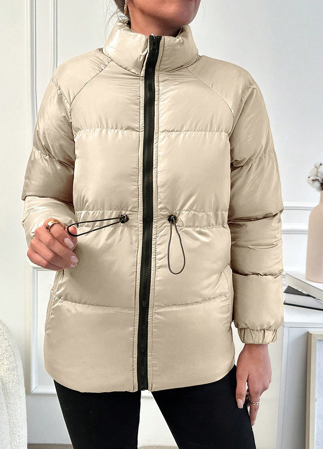 Світло-бежева зимня куртка Melissa