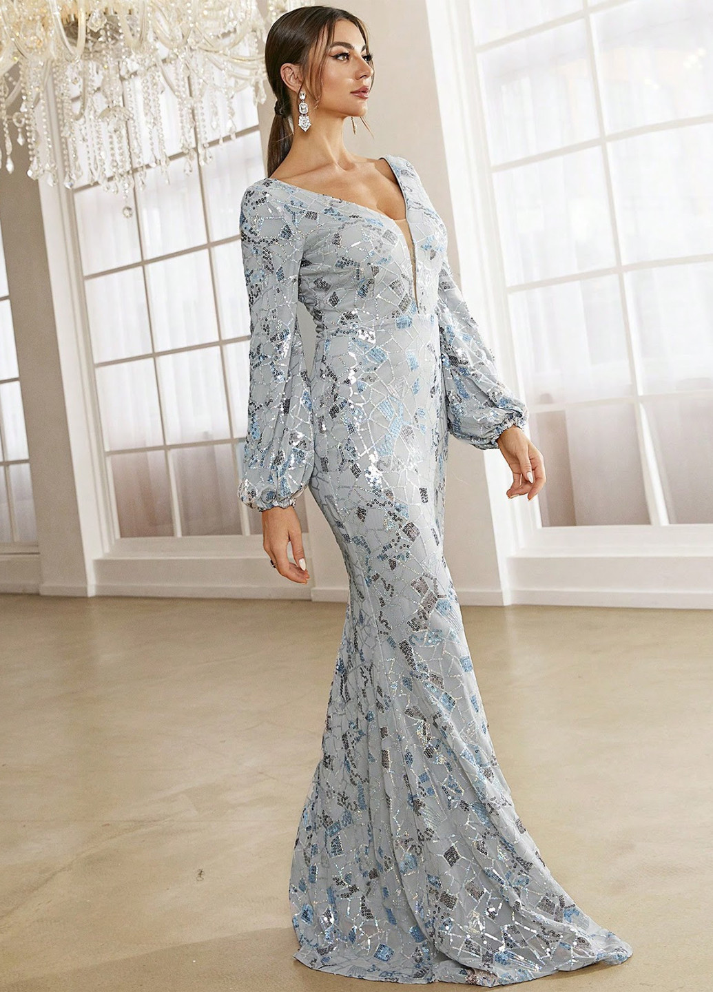 Світло-сіра вечірня сукня годе, з відкритою спиною SHEIN з геометричним візерунком