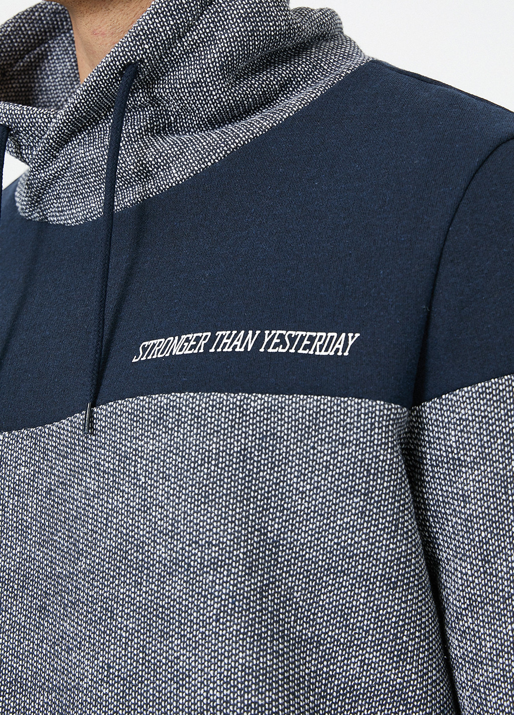 Темно-синий демисезонный свитер KOTON