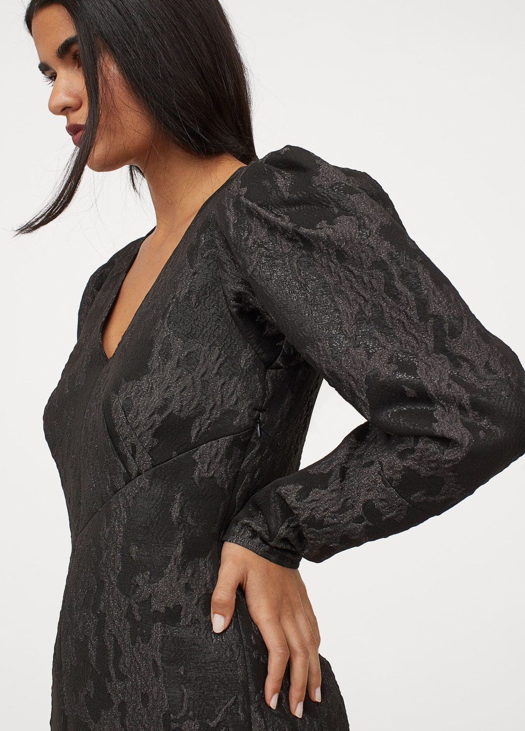 Черное кэжуал платье H&M однотонное