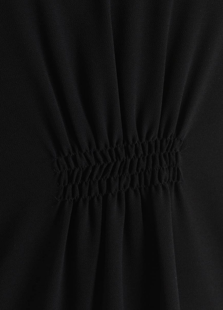 Чорна коктейльна сукня Naf Naf однотонна