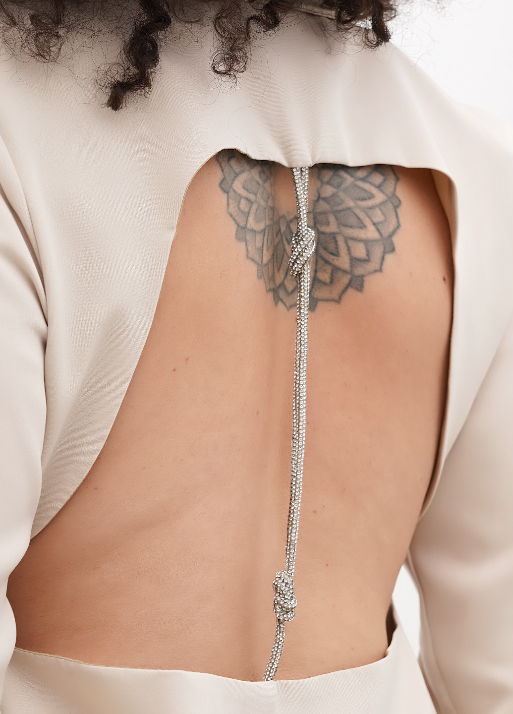 Светло-бежевый женский жакет PrettyLittleThing однотонный - демисезонный