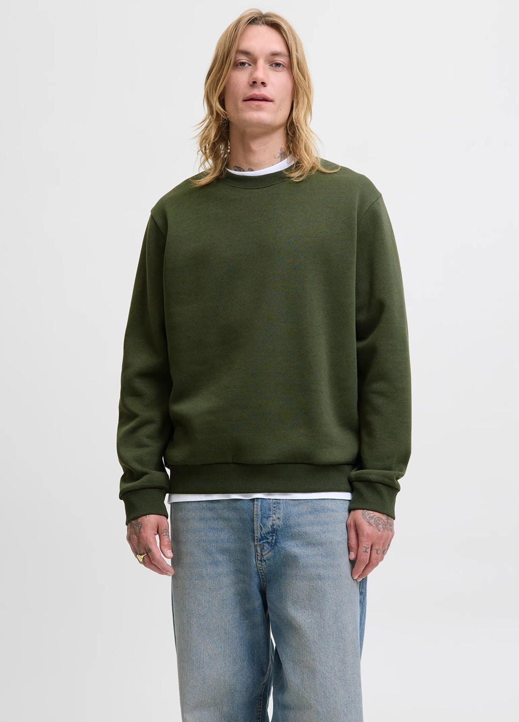 Хаки свитшот Jack & Jones однотонный без декора (354686433)