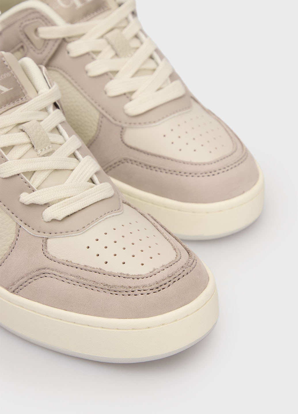 Кроссовки Calvin Klein Jeans бежевые демисезоны (347246538)