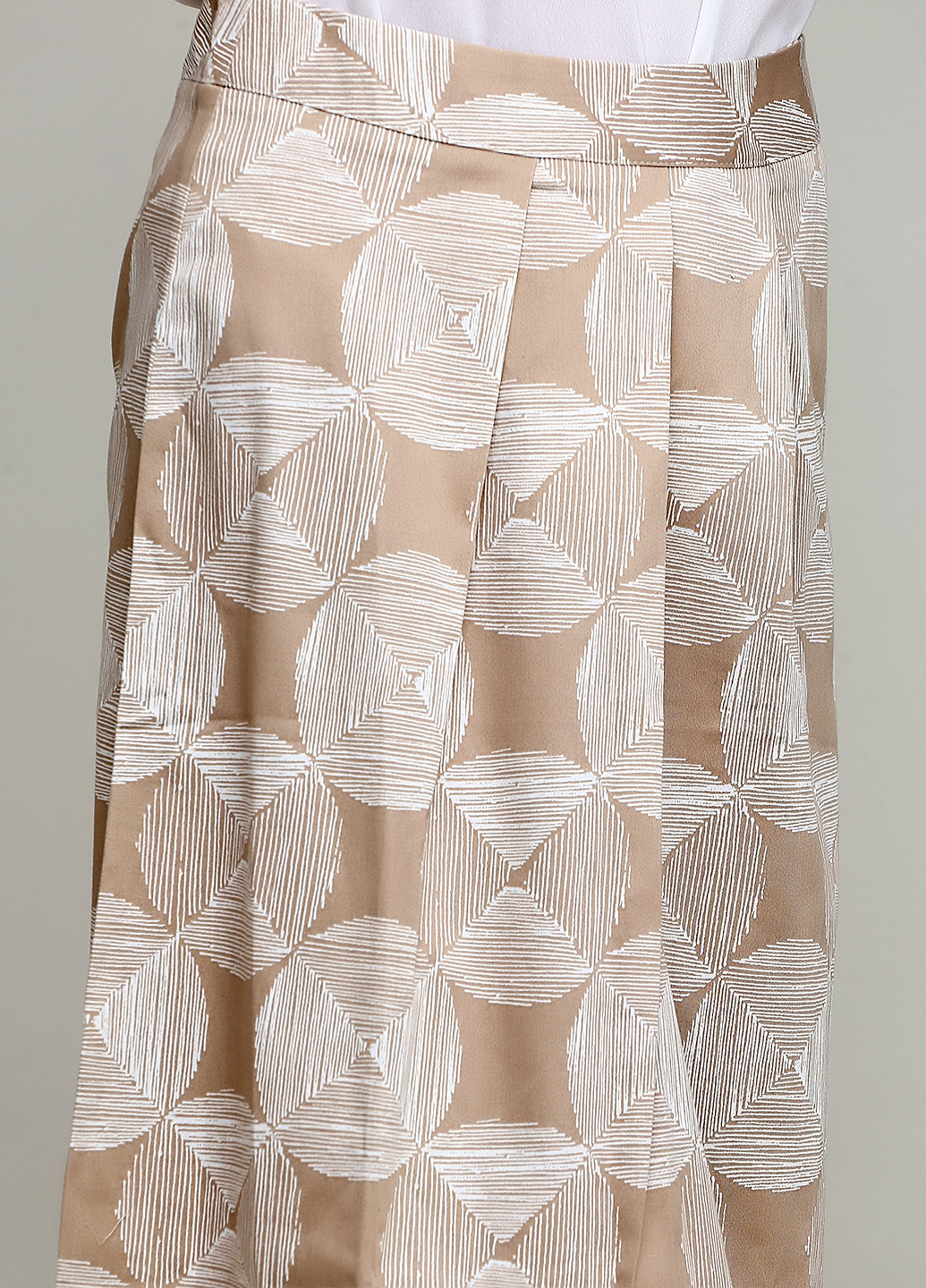 Светло-бежевая кэжуал с геометрическим узором юбка Rick Cardona а-силуэта (трапеция)