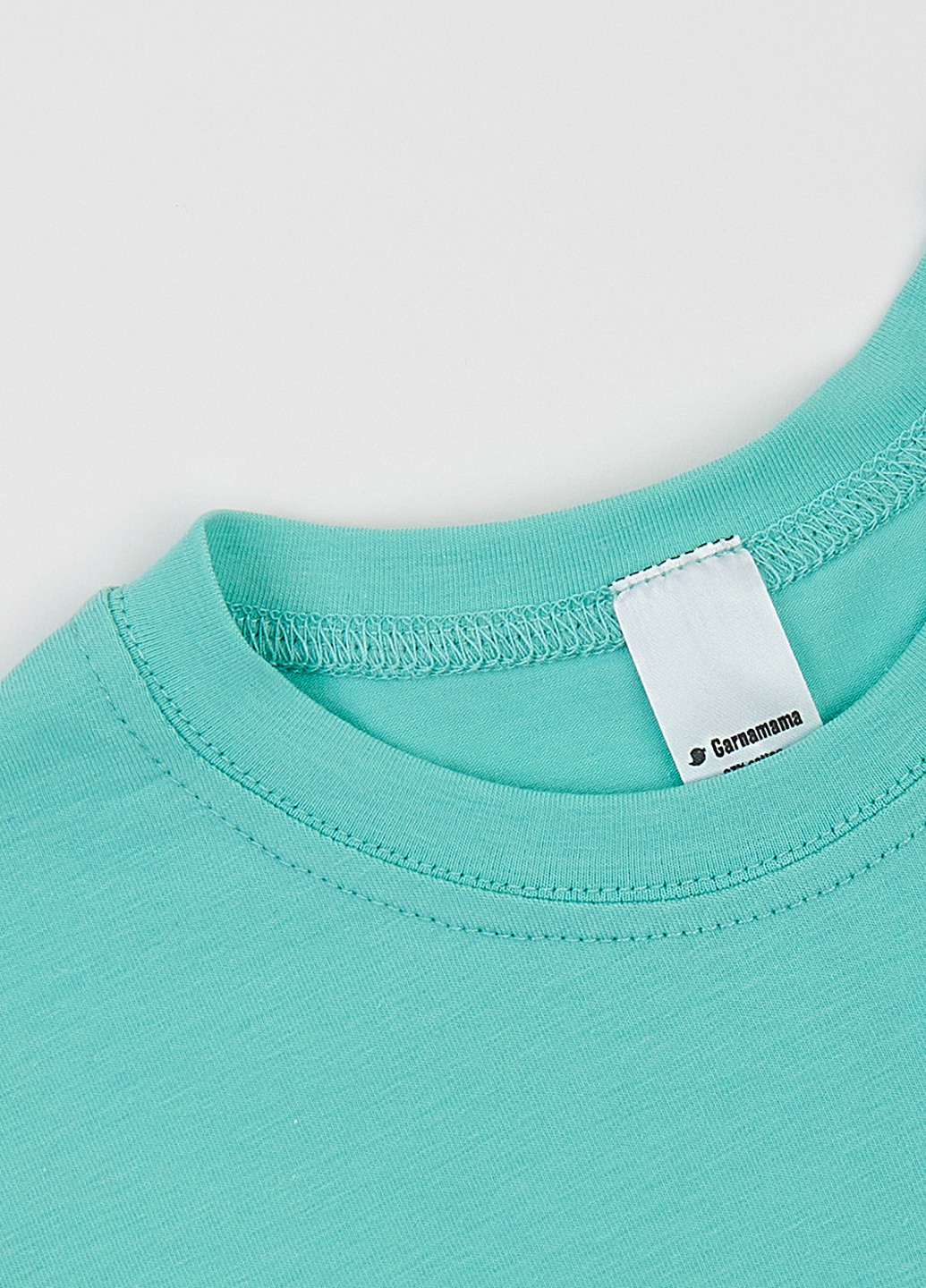 Зеленая летняя футболка Garnamama