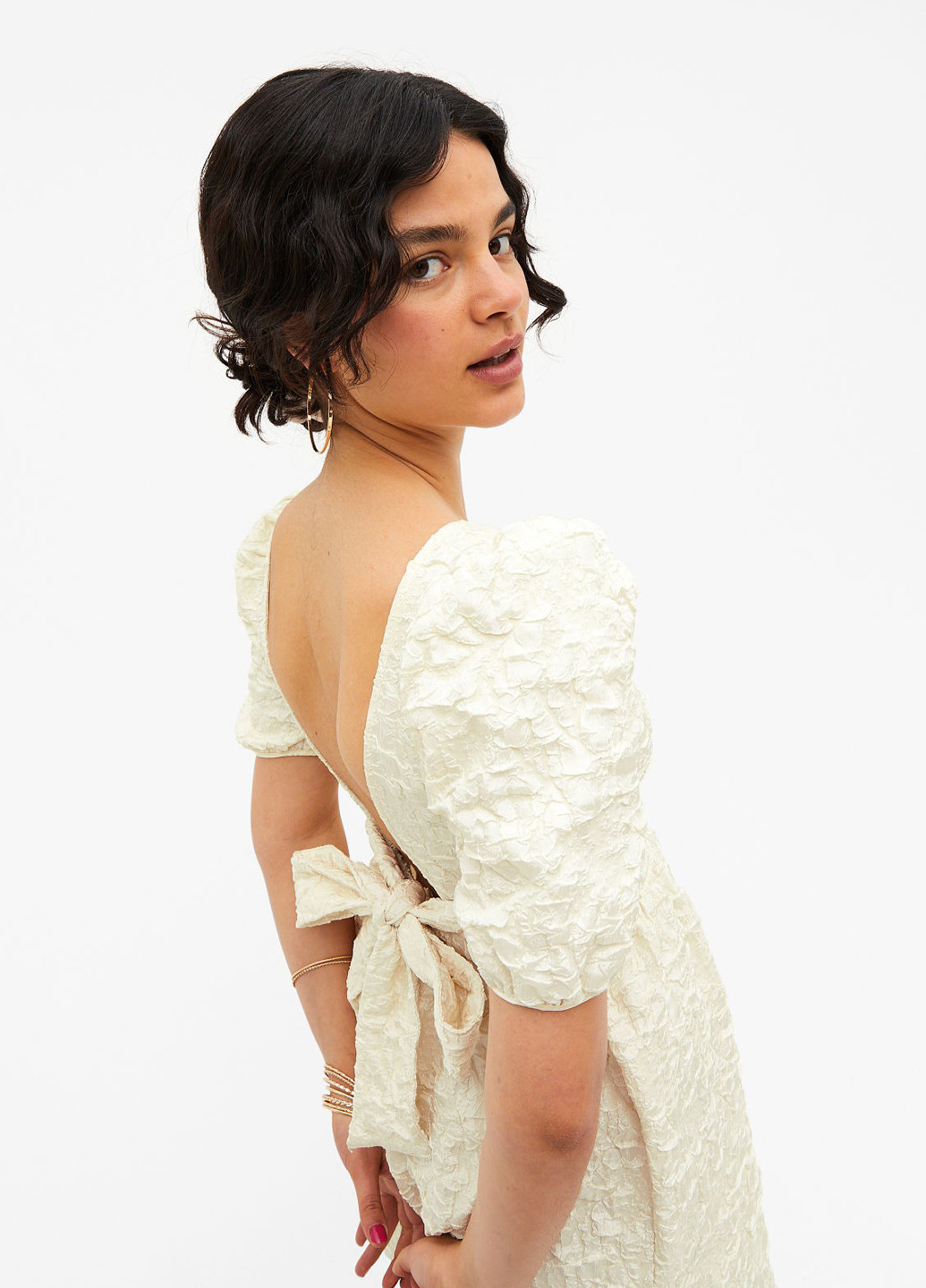 Молочна кежуал сукня з відкритою спиною Monki однотонна