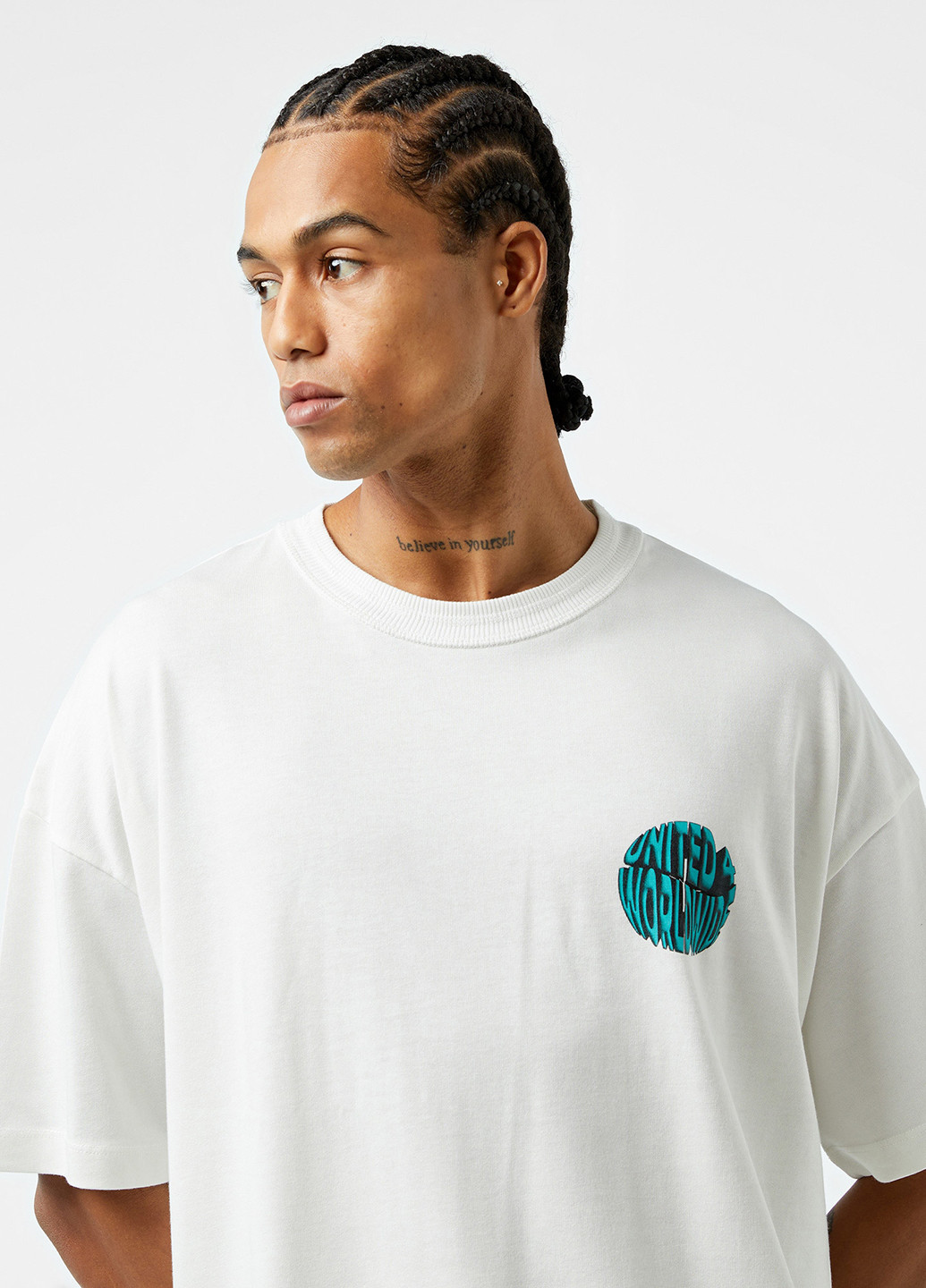 Біла футболка UNITED4