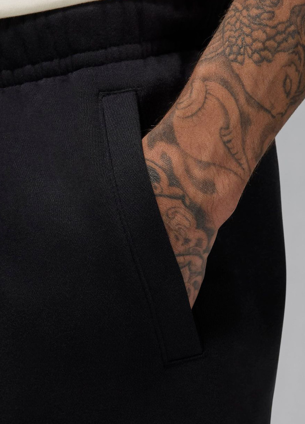 Черные спортивные демисезонные джоггеры брюки Jordan