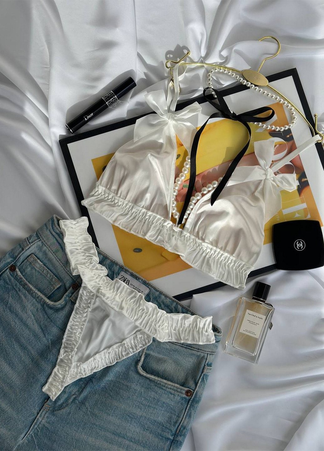 Білий демісезонний комплект (бюстгальтер, трусики) NOVA VEGA