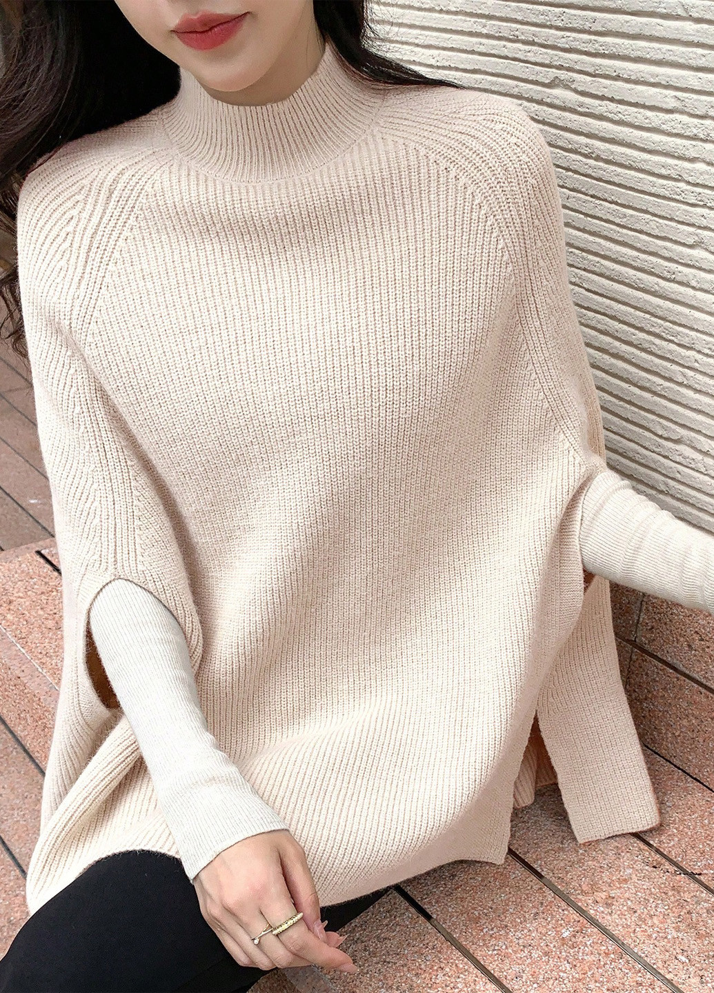 Кремовый демисезонный свитер SHEIN